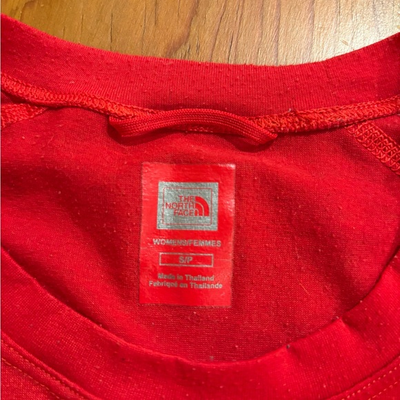 The North Face Women Shirt Sleeve Technical Running Shirt Small Challange - Picture 3 of 8